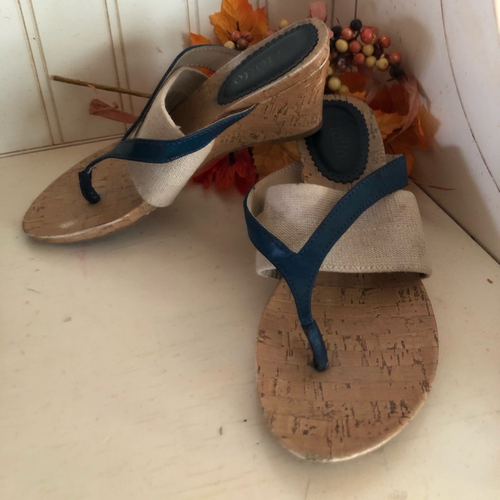 Cute lifted sandals